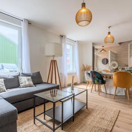 Pensionat - Maison 3 *