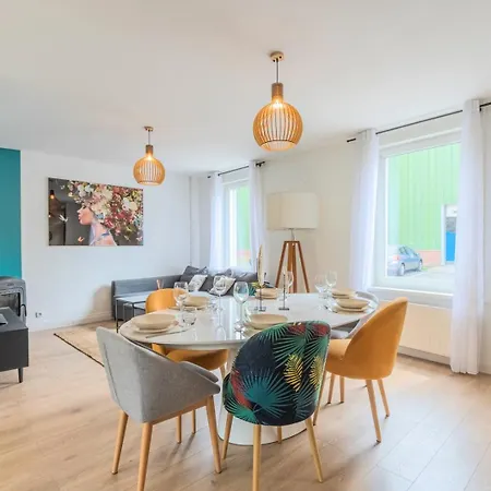 - Maison 3 *
